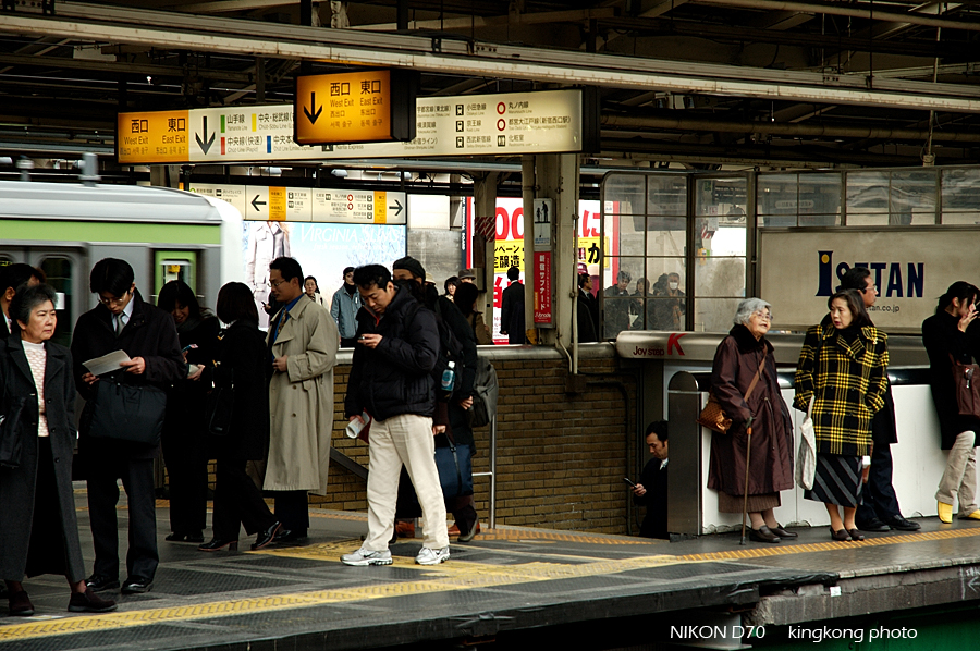 inside ikebukuro JR 1.jpg - 池袋駅